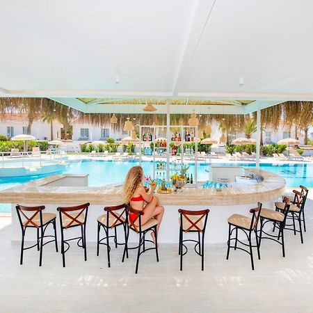 Long Beach Villas 파마구스타 외부 사진